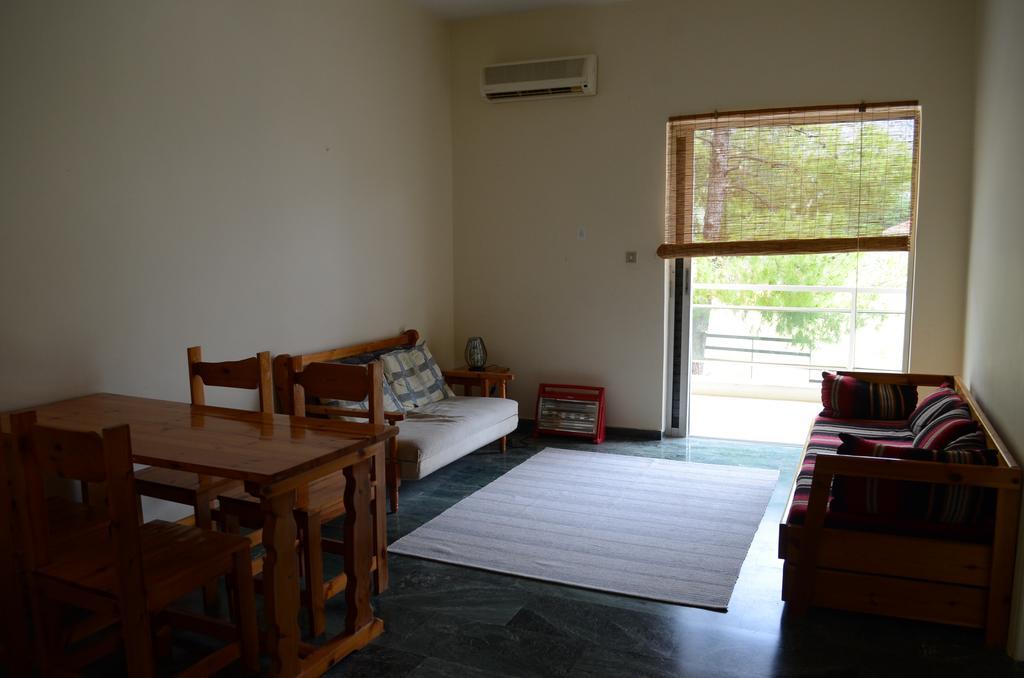 Kineta Apartments ภายนอก รูปภาพ
