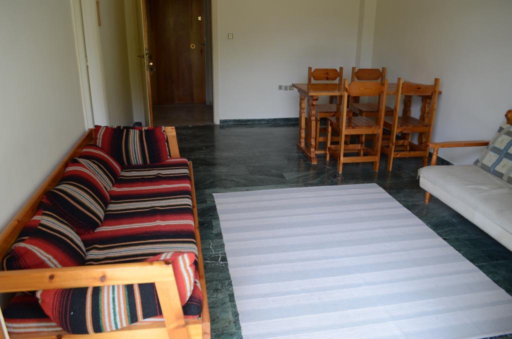 Kineta Apartments ภายนอก รูปภาพ