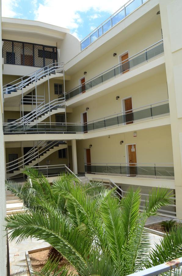 Kineta Apartments ภายนอก รูปภาพ